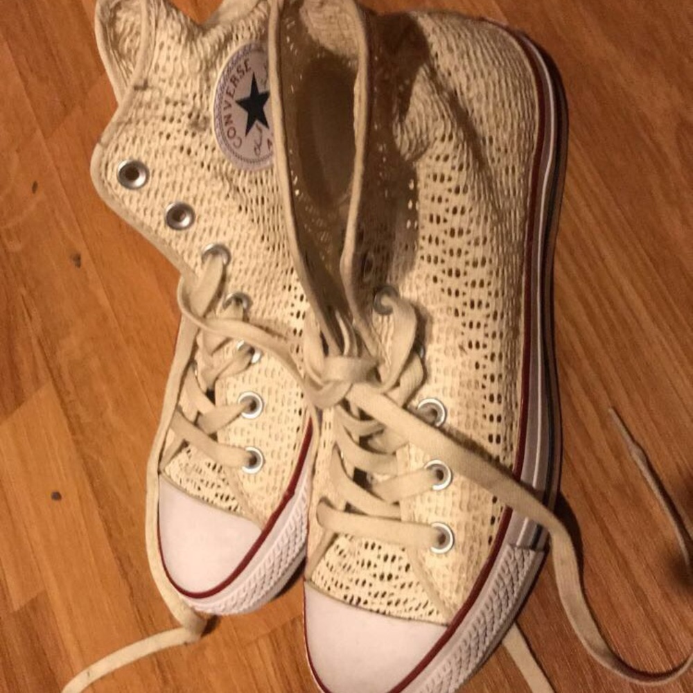 Converse high top